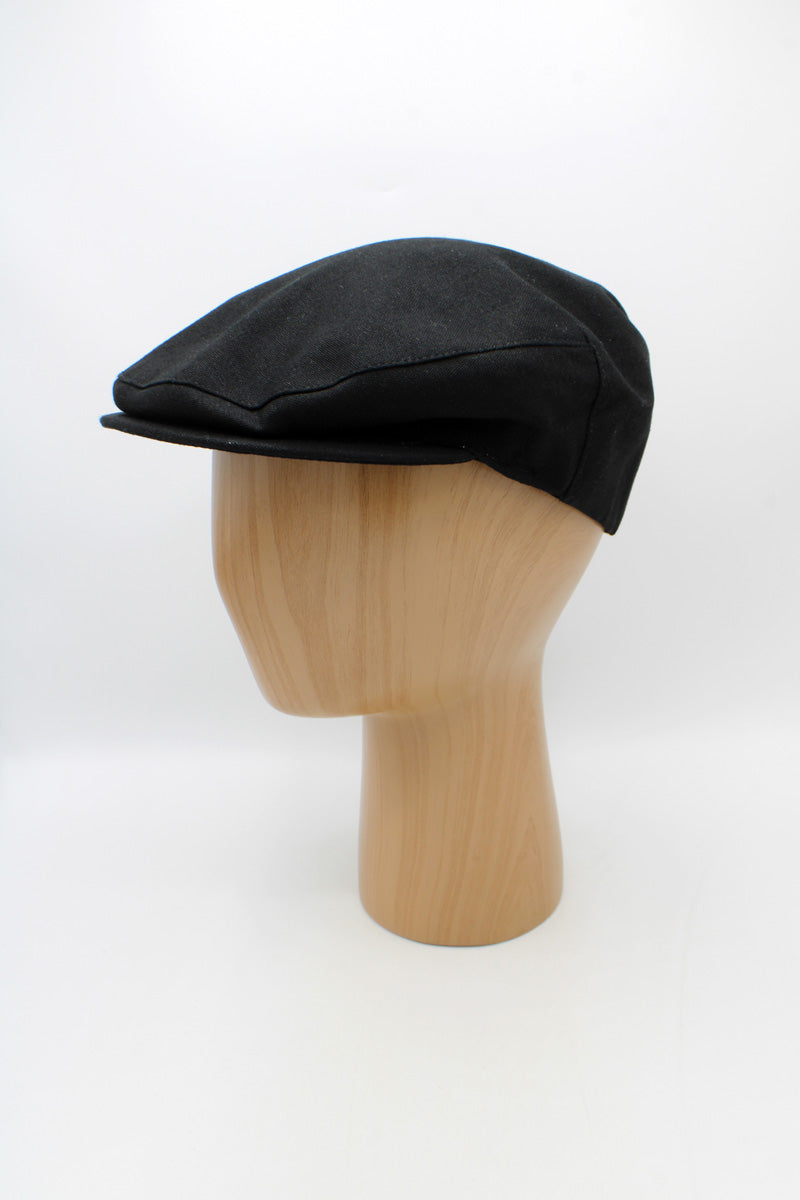 The Everyday Black Summer Linen Flat Cap by Hologramme Paris