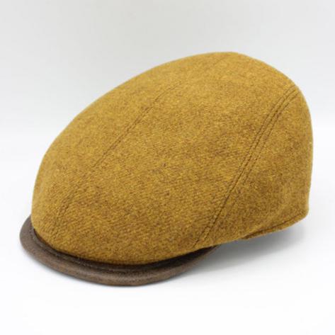 The "First Class Mustard" Flat Cap by Hologramme Paris