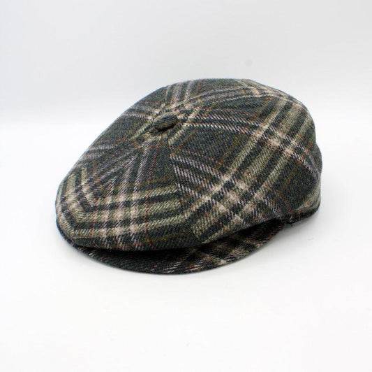 The "Green Plaid" Wool Newsboy Cap by Hologramme Paris