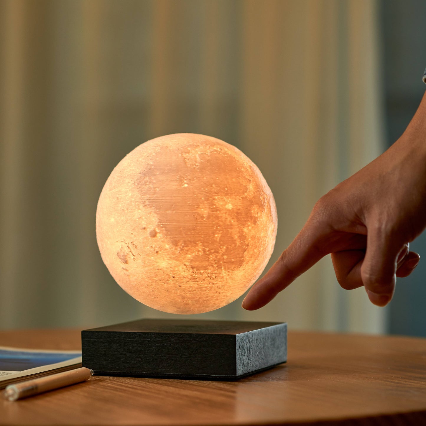 Gingko Smart Moon Lamp