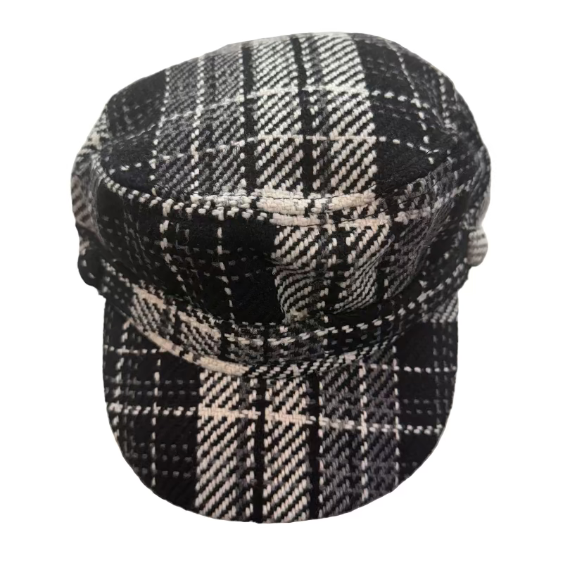 Ladies Fall Plaid Caps by Hologramme Paris
