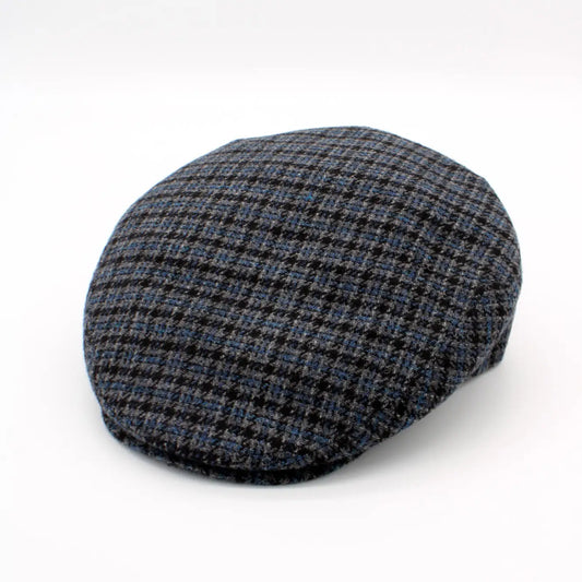 The Navy and Black Plaid Wool Cap by Hologramme Paris